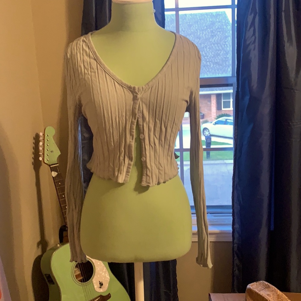 Ribbed cardigan/crop top NEVER WORN!!